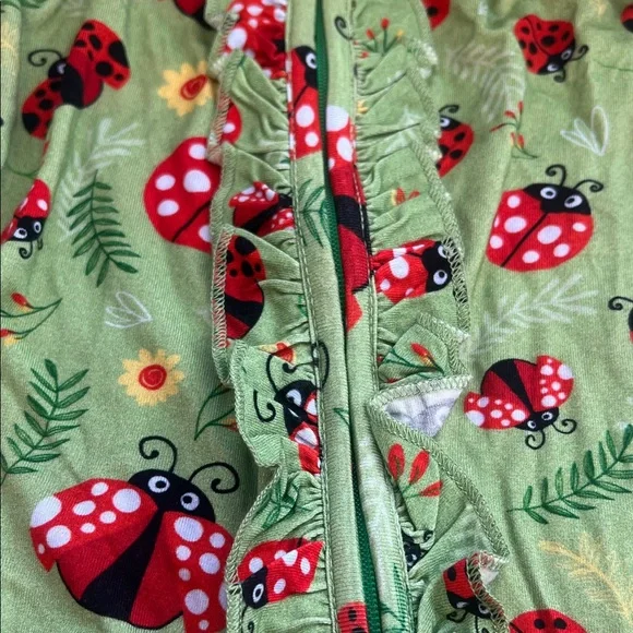 Charming Green Ladybug Kids Footie - Picture 2 of 4